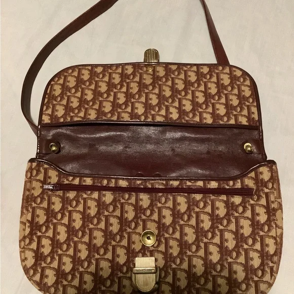 Christian Dior - Picture 5 of 15